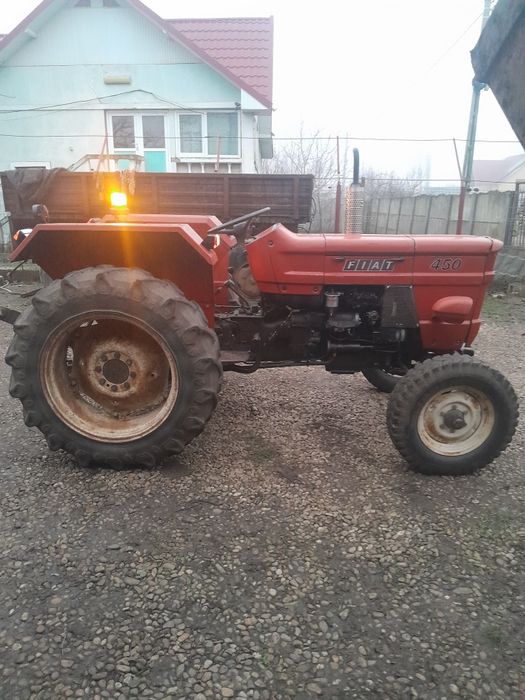 Tractor Fiat 450 fabricat la Brașov pt export 2manete 4viteze recent