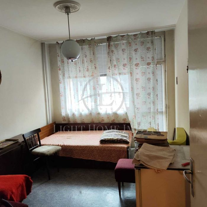 Продава се Тристаен апартамент в Пловдив, Кючук Париж - 100 кв.м за 1300 €/кв.м - Снимка #3