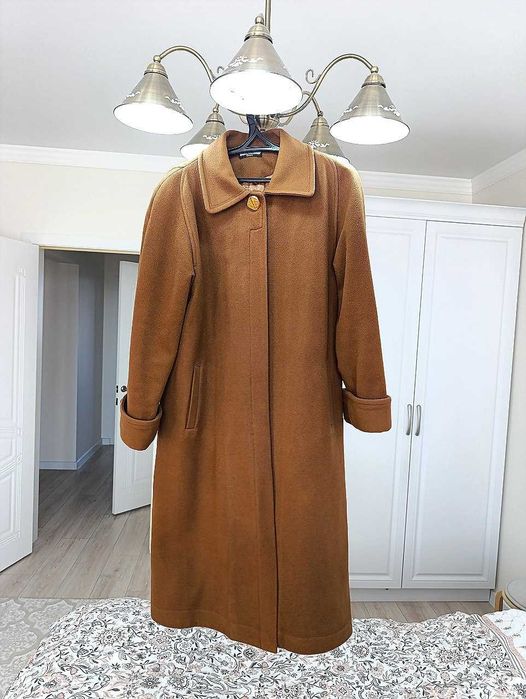 Продам женское пальто