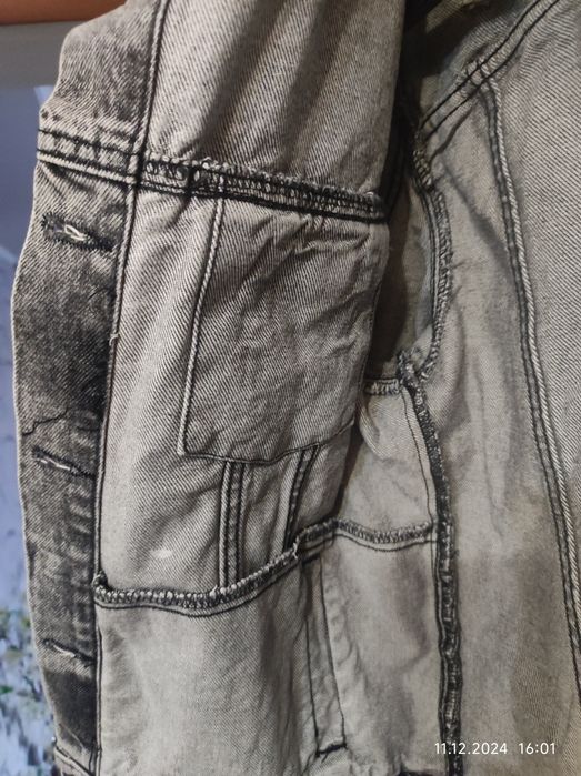 Джинсовая женская курточка
