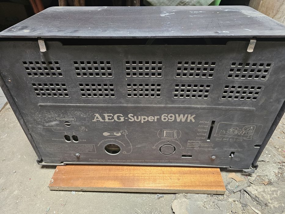 Старо радио AEG-Super  69WK