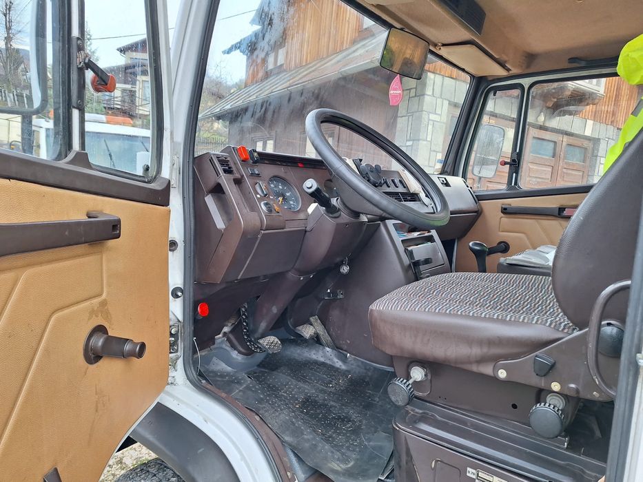 Mercedes Benz Vario 609D