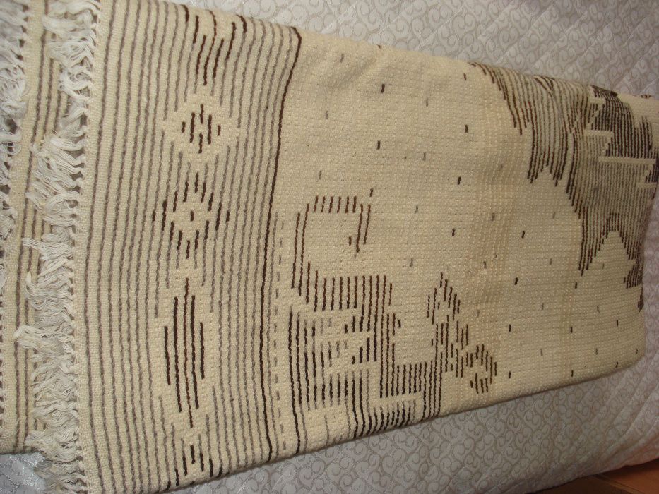 Вълнен китеник, кувертюра