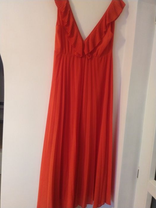 Vând eochie rosie cu decioteur