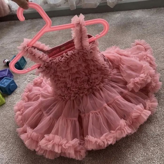 Официална детска рокля,  5-6 години