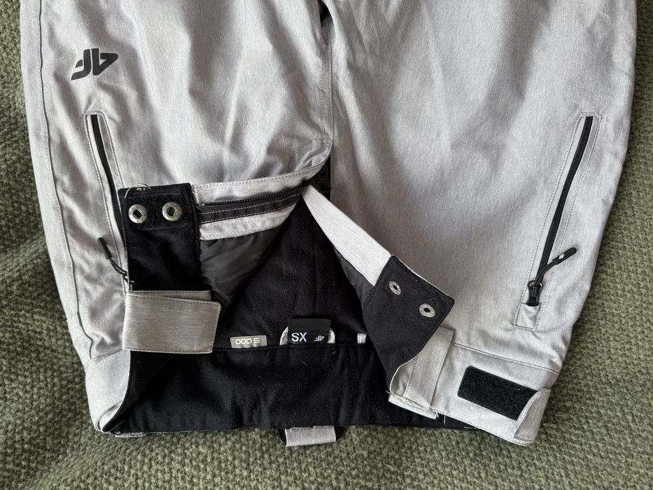 Pantaloni schi / snowboard 4f, marime XS