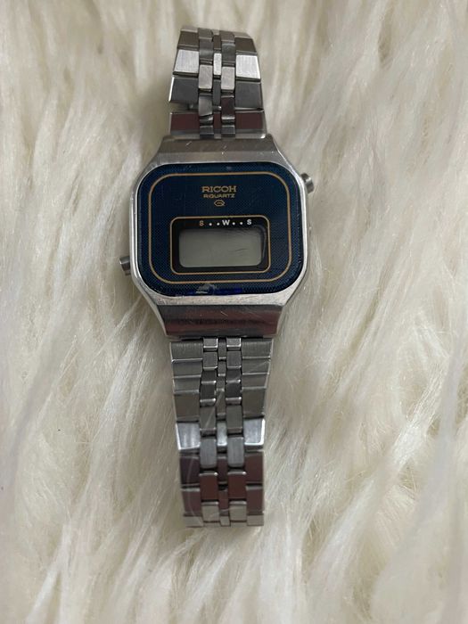 Ceas   Electronic Digital Ricoh Riquartz  Anii 80