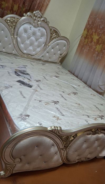 Спальный комплект сотилади,