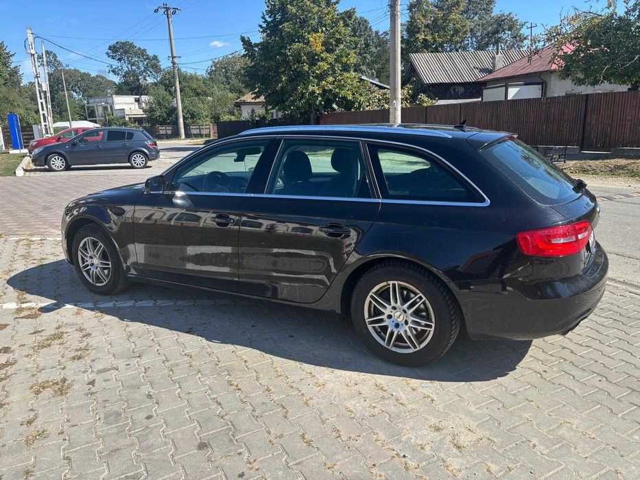 Vand Audi A4 B8 2.0 TDI