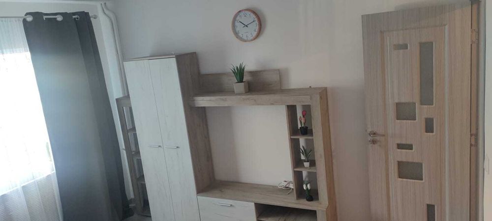 Vand garsoniera zona tic tac