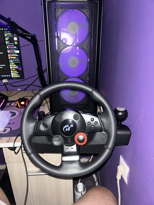 Logitech Driving Force GT – Волан + Педали