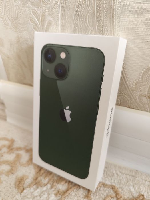 iPhone 13 mini green