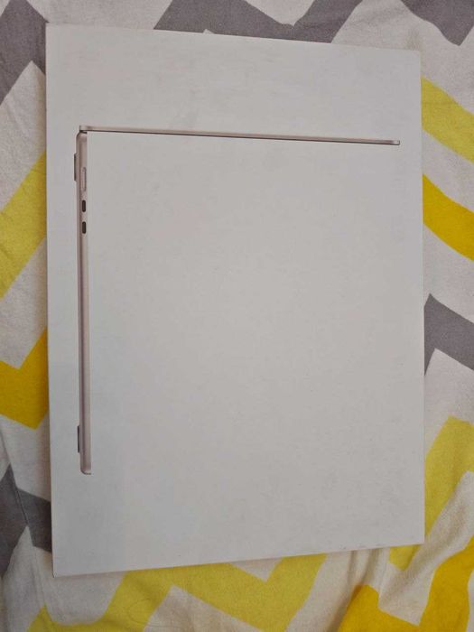 MacBook air M4 15 16/512 Starlight из США НОВЫЙ!!!