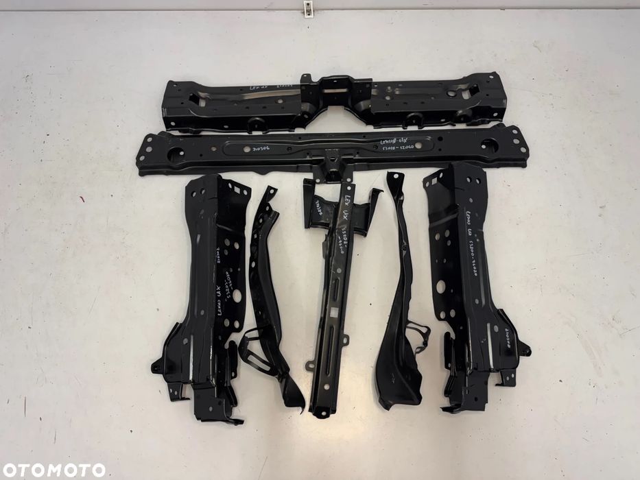 Маска предна комплект за Lexus UX 2021год.