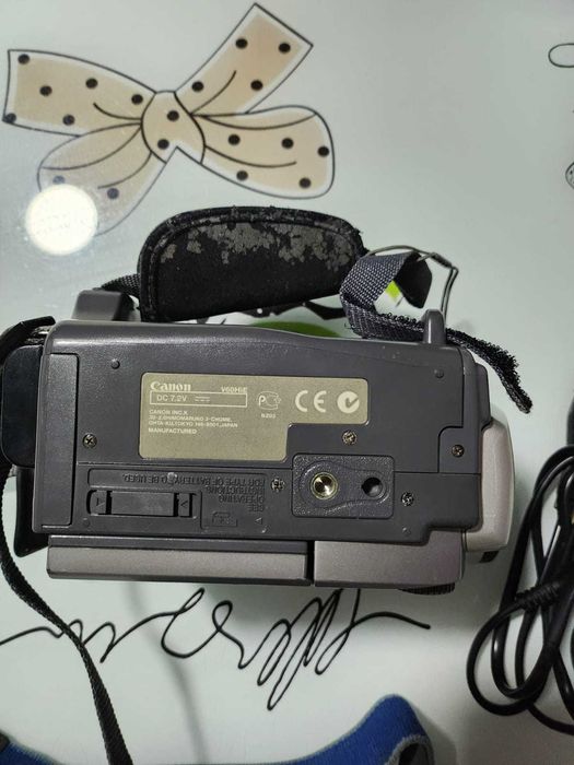Camera Canon V60HiE