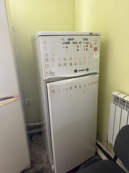 Продам холодильник