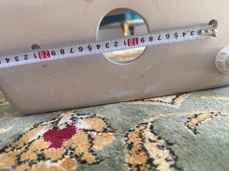 Продаю бачок от унитаза