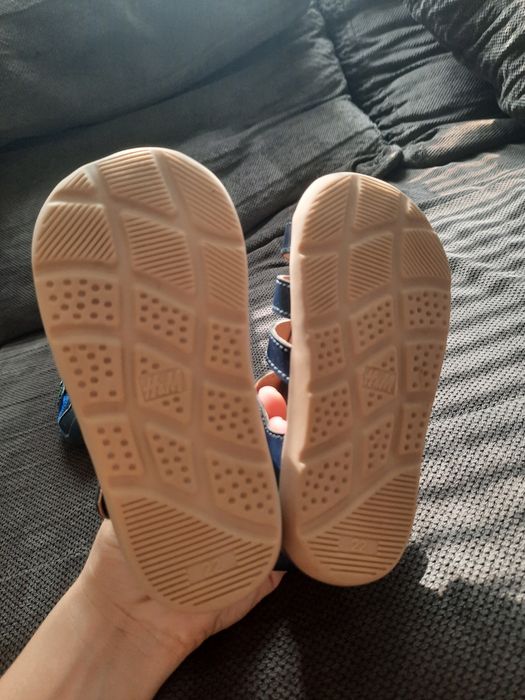 Нови НМ сандали 22 н-р и Сrane 23 н-р