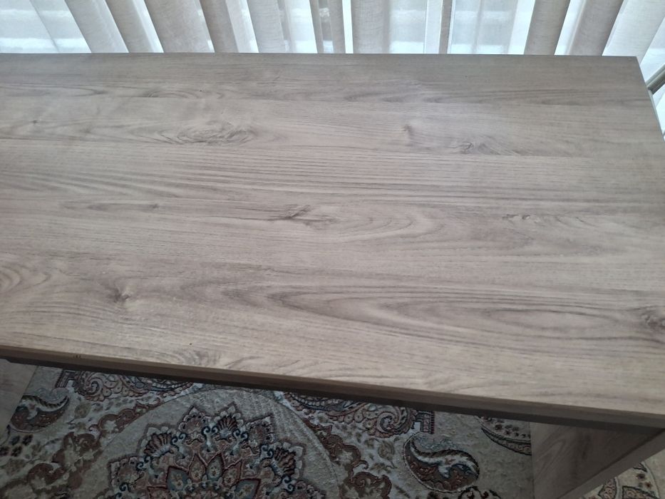 Письменный рабочий стол