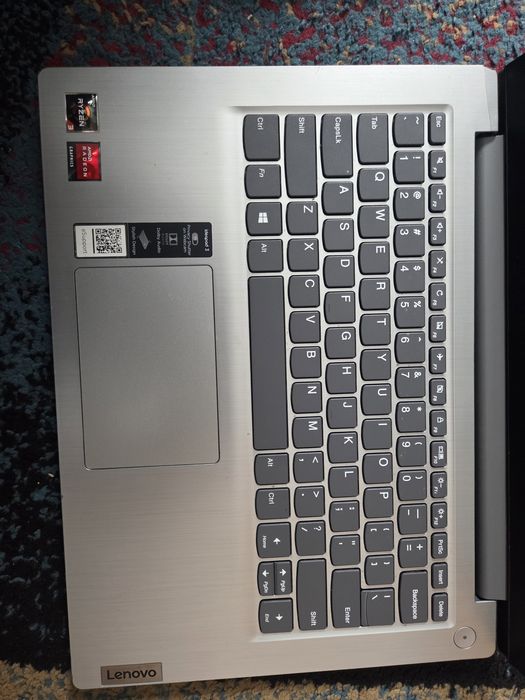 Schimb/vând Laptop Lenovo idepad3slim