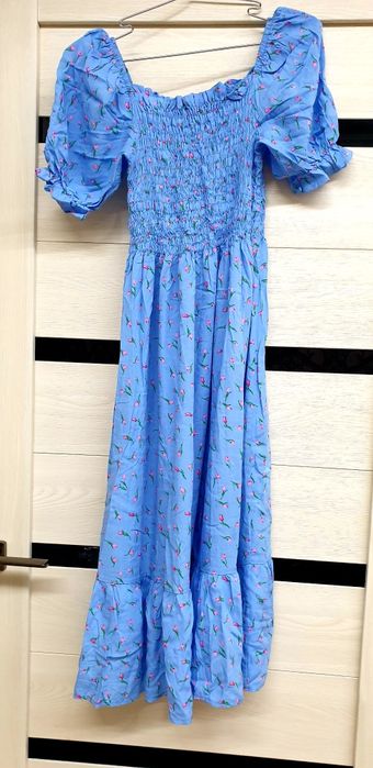 Платье для  девочкй 50сум