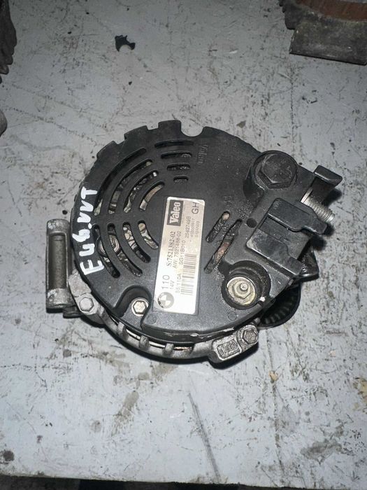 Alternator BMW e90 benzina Valeo SG11B010 7521382  02 2542749B 110A