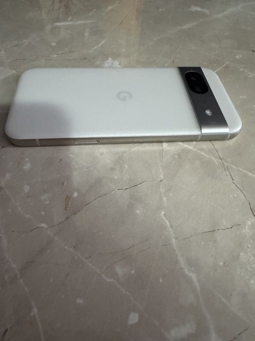 Google pixel 8 a