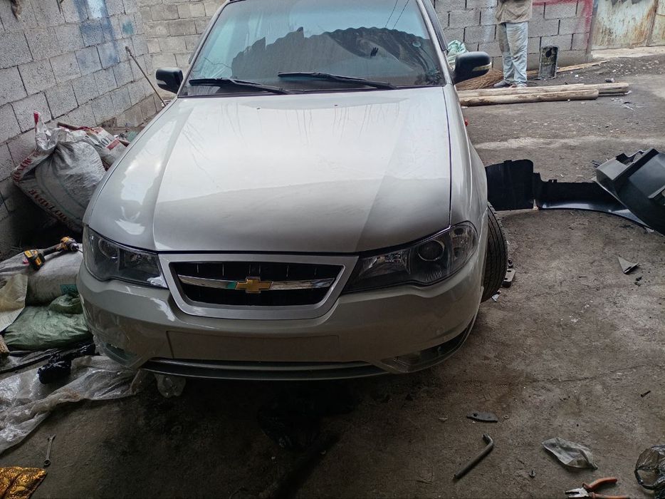 Nexia 1.6 donc запчастга сотилади 1200 у.е