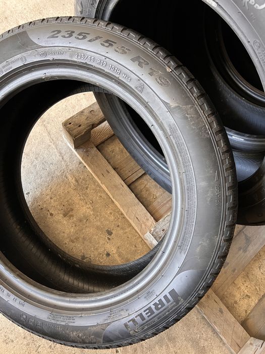 4 anvelope iarna 235/55/19 , pirelli !