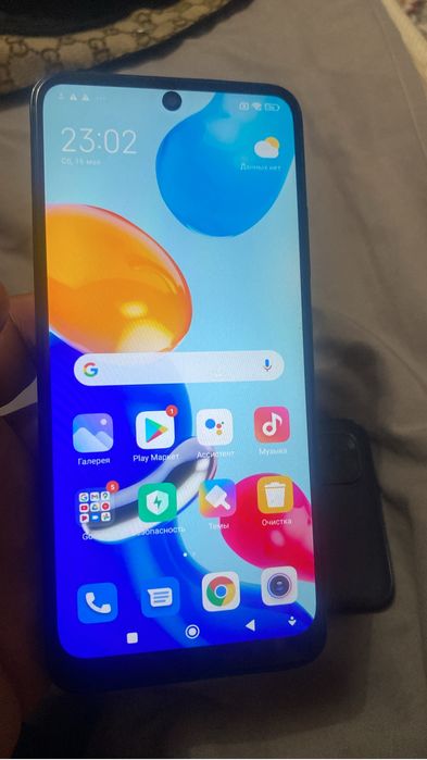 Продам 2 телефона redmi note 11