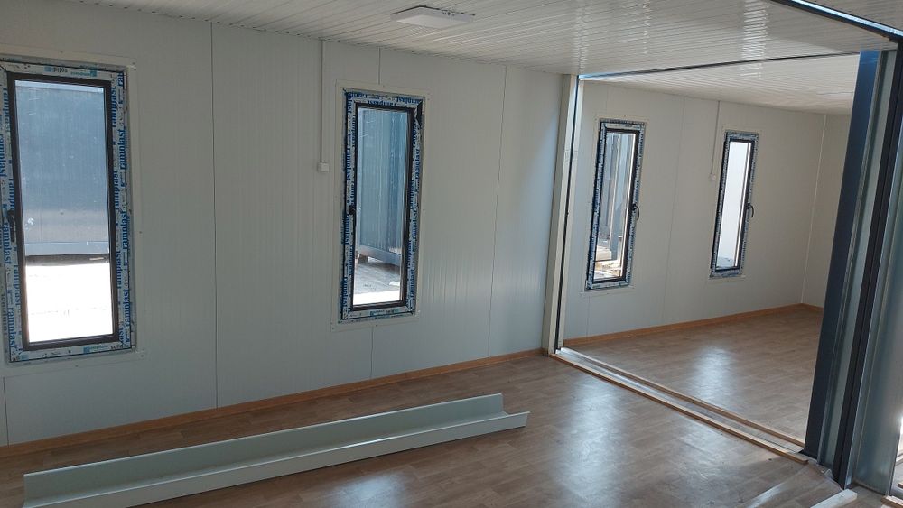 Vand containere modulare tip birou vitrina