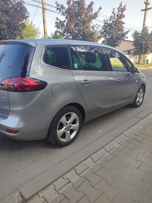 De vânzare Opel Zafira C 2012