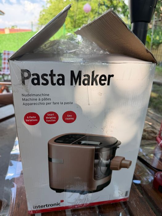 Електрическа машина за паста Intertronic Pasta Maker – като нова