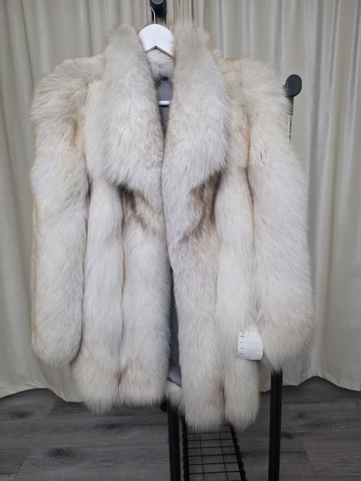 Blană naturală de vulpe polară (blue fox) – stare impecabilă