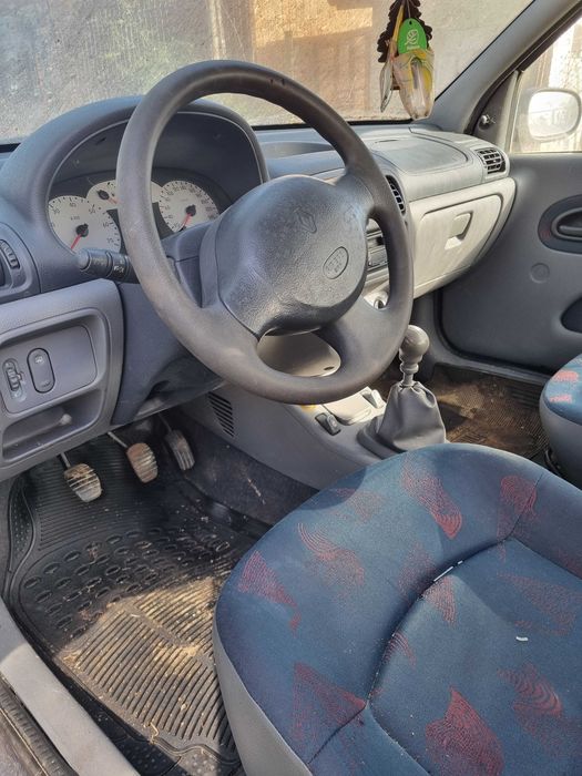 Renault Clio 1,4 benzina