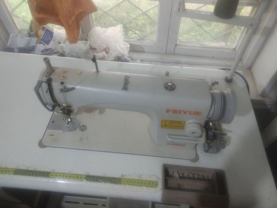 Швейная машина продается FEIYUE