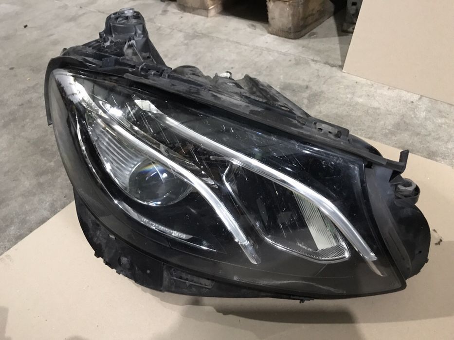 Far dreapta led Mercedes E Class W213 A2139069003