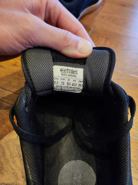 Pantofi sport in stare impecabila Nike, DC, Etnies diferite marimi