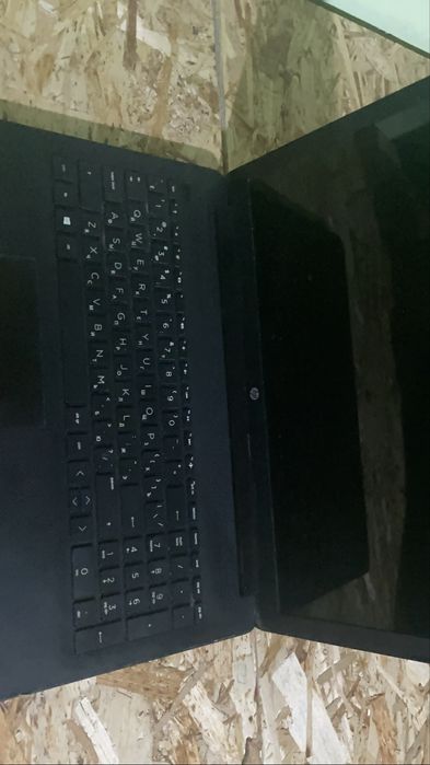 Hp noutbuk HDD Biroz qotib ishledi narxi kelishiladi