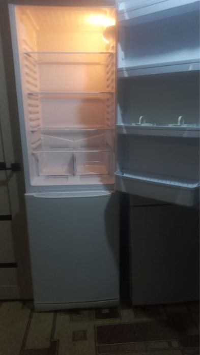 Холодильник техника