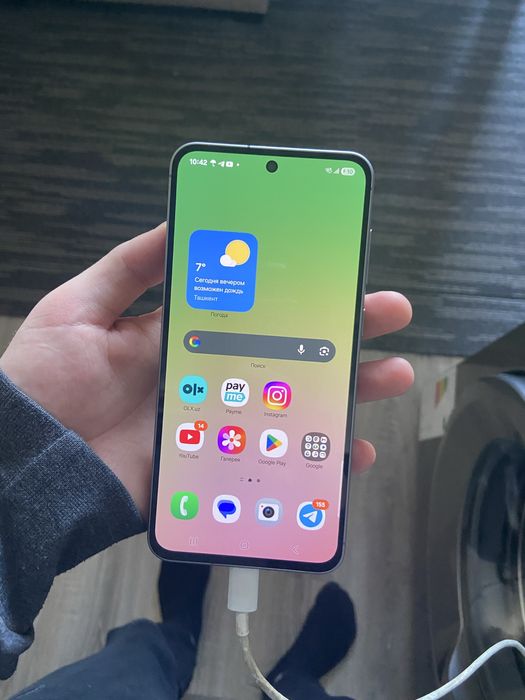 Samsung a 56 sotiladi.