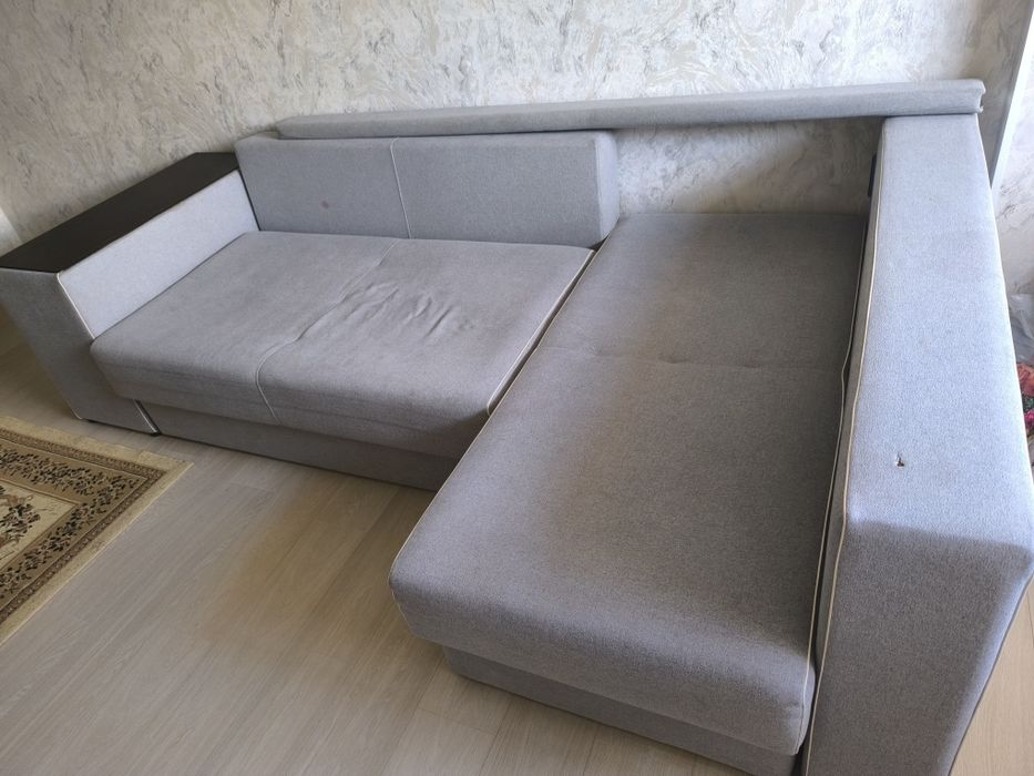 Продается удобный диван