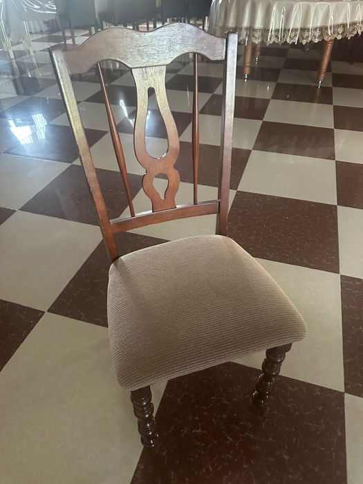 Стулья для гостиной