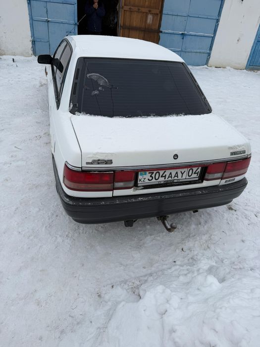 Машина Mazda продается