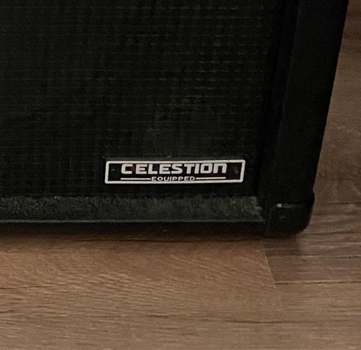 Harley Benton - Китарно кубе в много добро запазено състояние