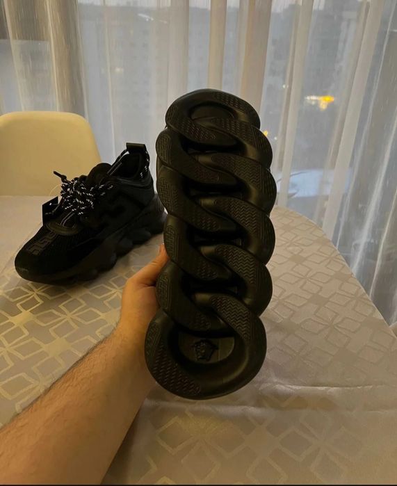Versace Chain Reaction Black
