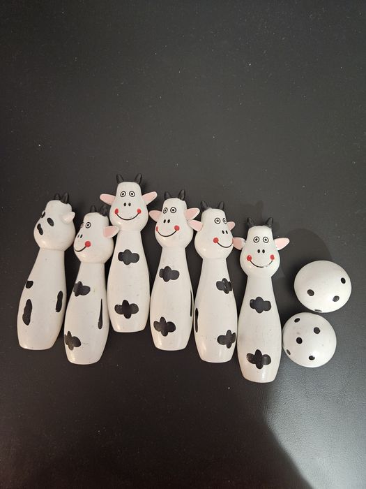 Различни видове играчки в плик и без плик