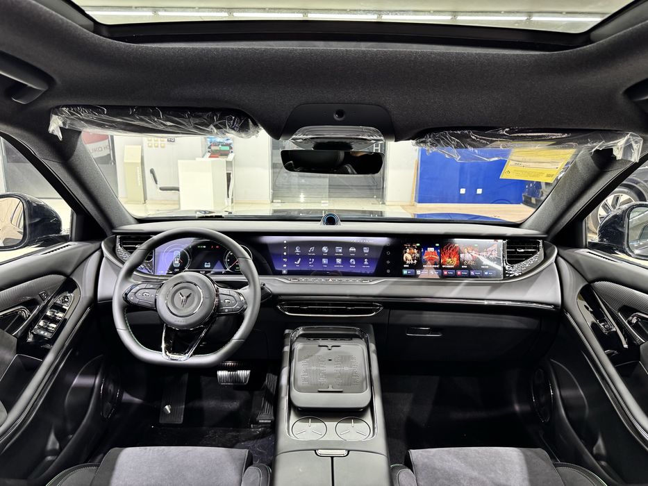 Voyah free Apollo tech 2025 res NALICHIDA