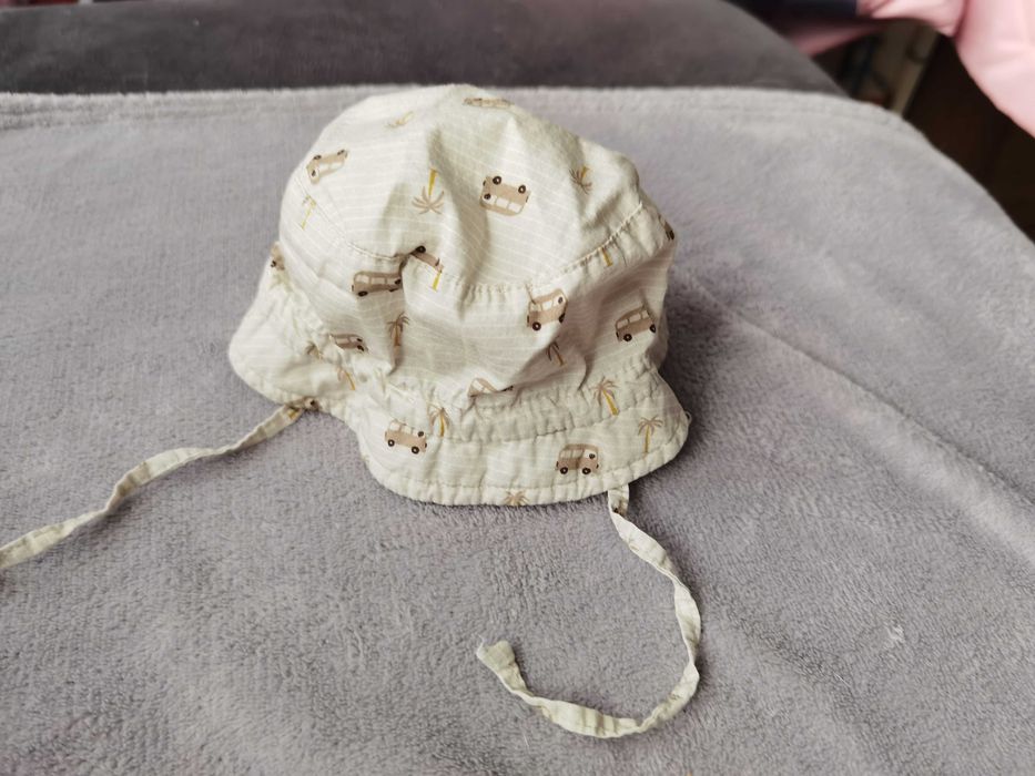 Бебешка лятна шапка Maximo с УВ защита