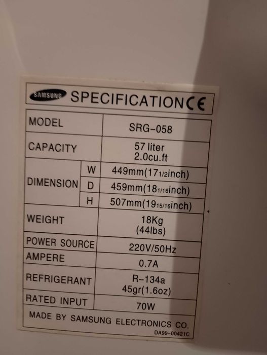 Продам мини холодильник Samsung б/у
